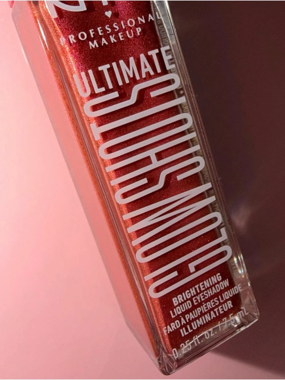 NYX Ultimate Glow Shots Liquid Eyeshadow - raspberry rave